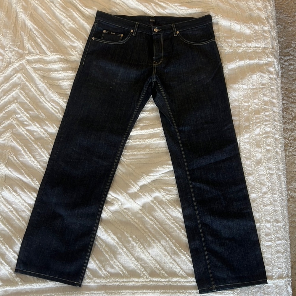 HUGO BOSS Mens Dark Jeans size 36